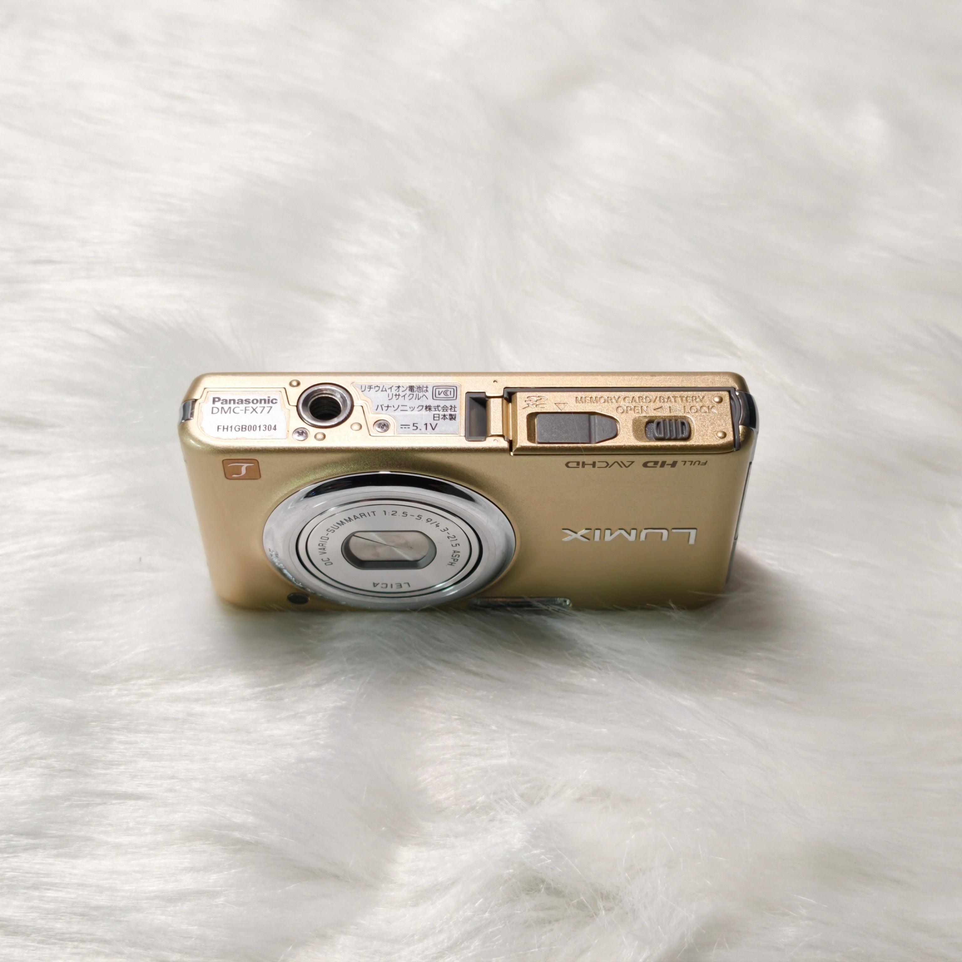 Lumix DMC-FX77
