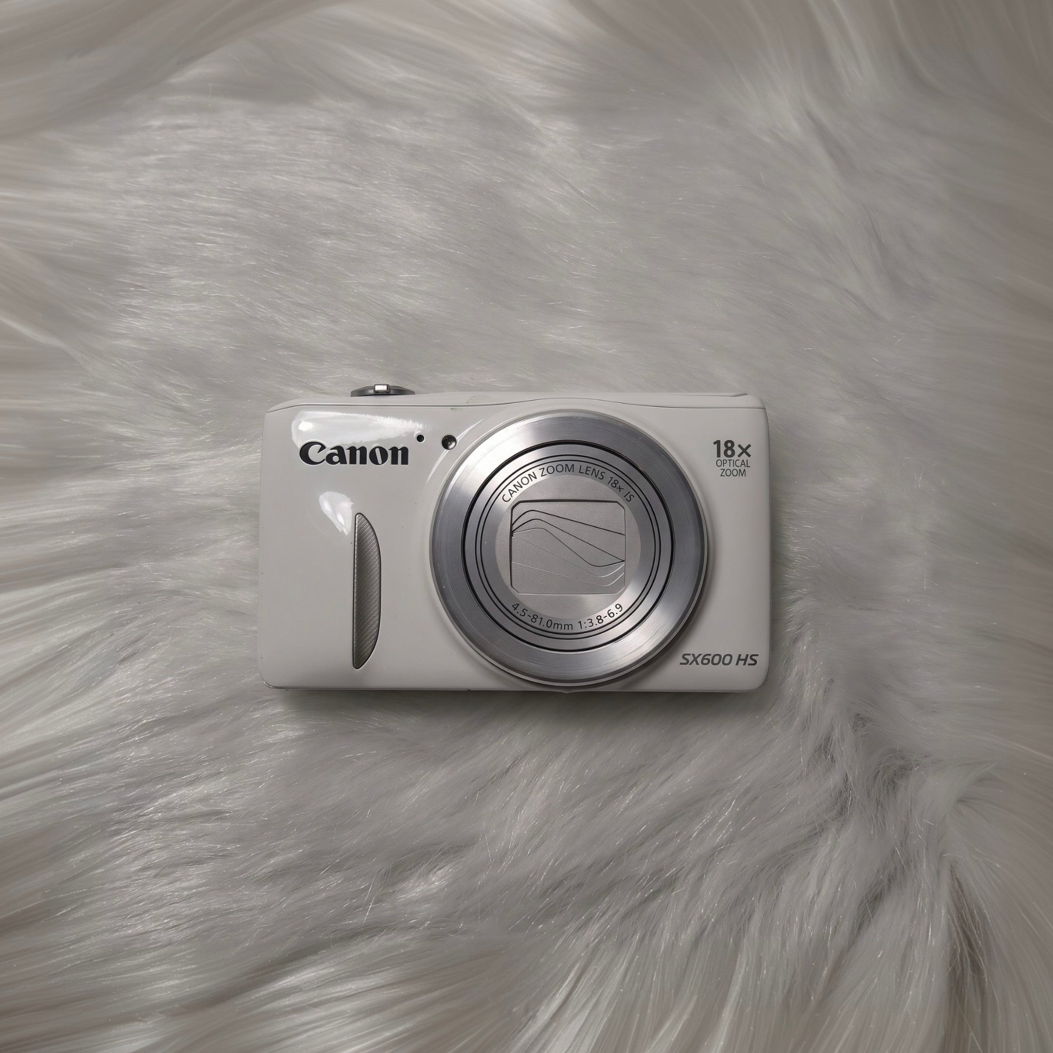 Canon SX600HS White