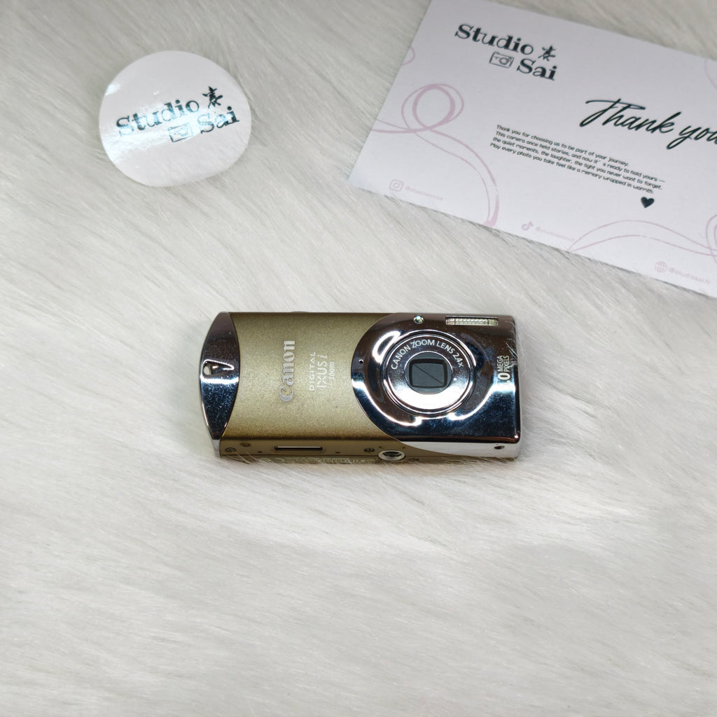 Canon IXUS i Zoom — Sahara · Y2K CCD Compact ✮ Rare Find ✮ Under €200