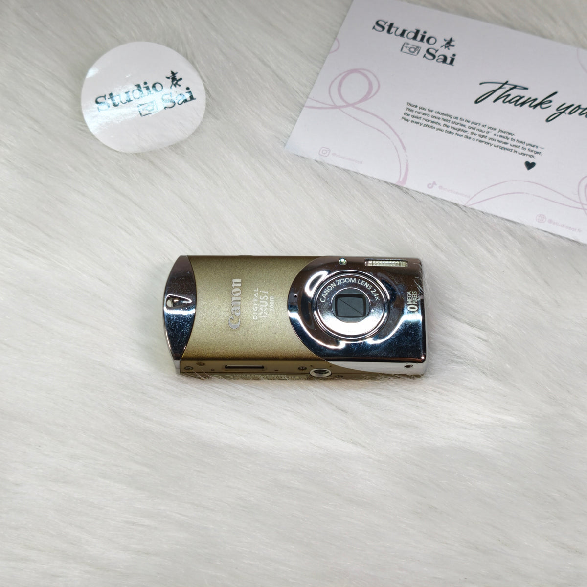 Canon IXUS i Zoom — Sahara · Y2K CCD Compact ✮ Rare Find ✮ Under €200