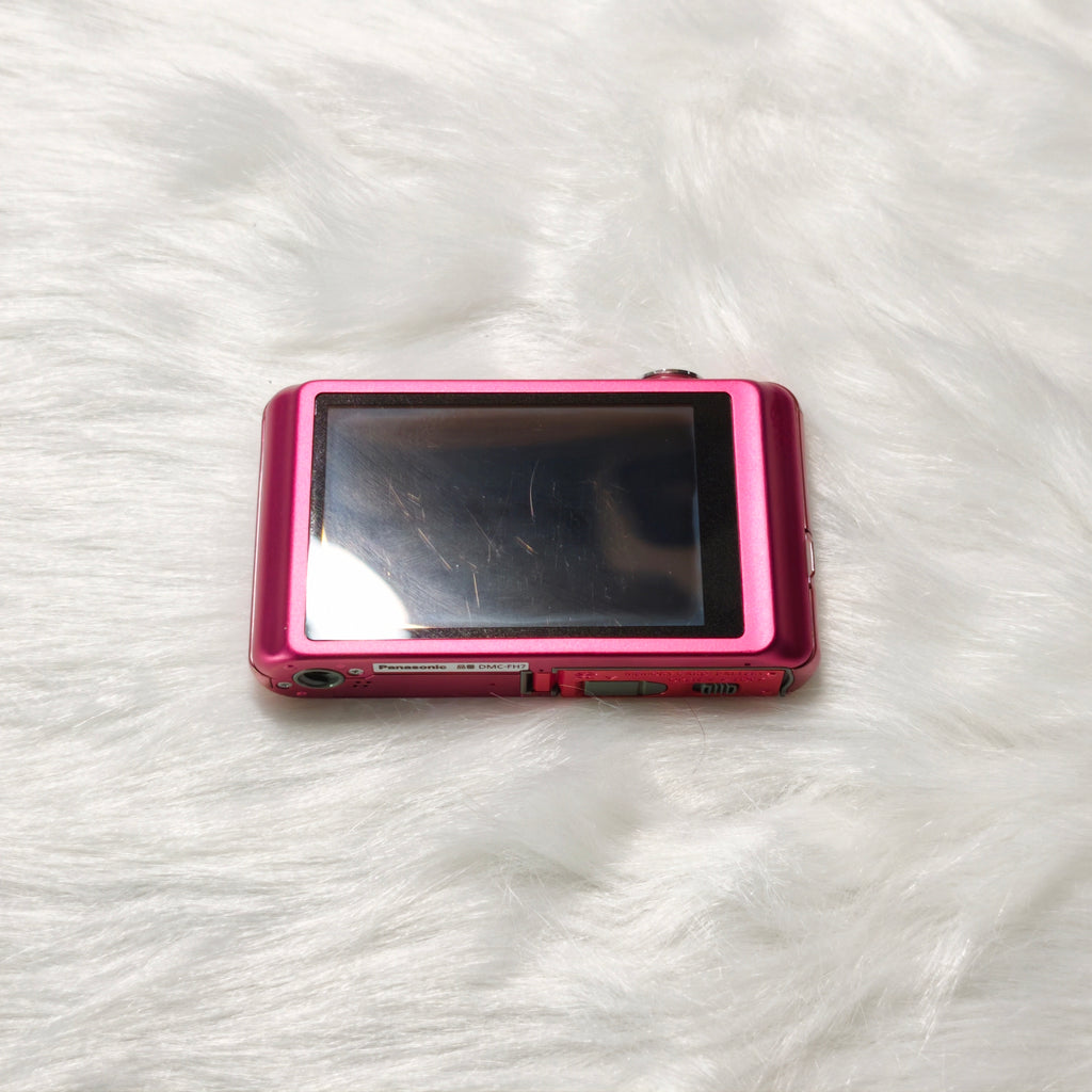 Lumix DMC-FH7